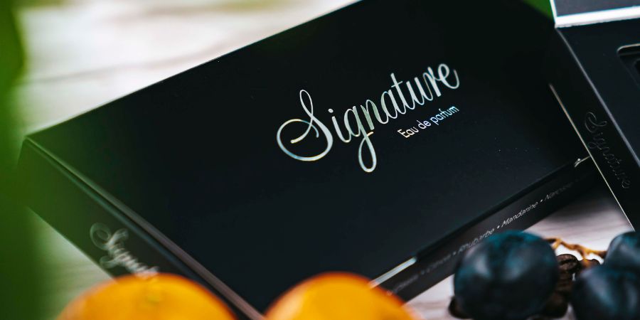 Signature Tester Set prémiových parfémů 10 ml je vhodný i jako dárek 