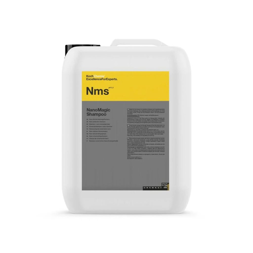 Koch Chemie NanoMagic PlastCare 500 ml – profesionální přípravek pro ošetření a obnovu exteriérových plastů a pneumatik. Dodává hlubší barvu, chrání před UV zářením a vytváří dlouhotrvající ochranný film.
